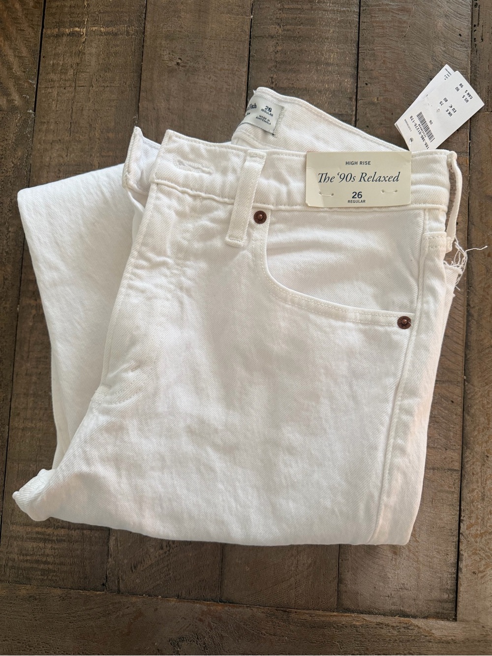 Abercrombie and Fitch White High-Rise '90s Relaxed Full Length Jeans NWT